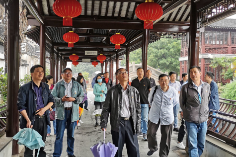 集團黨委開(kāi)展黨史學(xué)習教育沉浸式主題黨日活動(dòng)