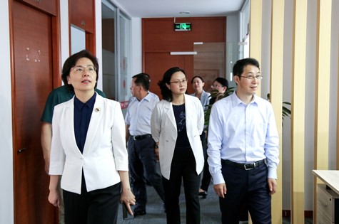 江蘇省委網(wǎng)信辦、省委宣傳部領(lǐng)導赴蘇化科技園調研重點(diǎn)企業(yè)