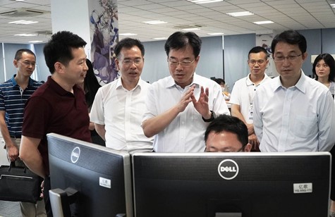 江蘇省委網(wǎng)信辦、省委宣傳部領(lǐng)導赴蘇化科技園調研重點(diǎn)企業(yè)